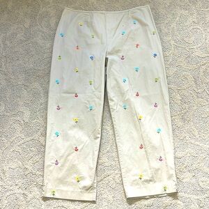 VINTAGE 90’s RICHARD MALCOM KHAKI MULTI COLOR ROSE EMBROIDERED FLAT FRONT CAPR…